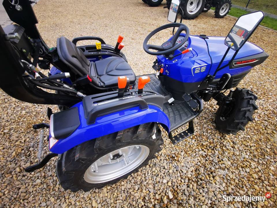 Ciągniczek komunalny FARMTRAC 26 4x4 nowy 25 łódzkie Łódź