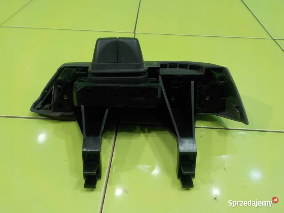 LAND ROVER FREELANDER II 22 TD4 09r 5D osobowe Suków