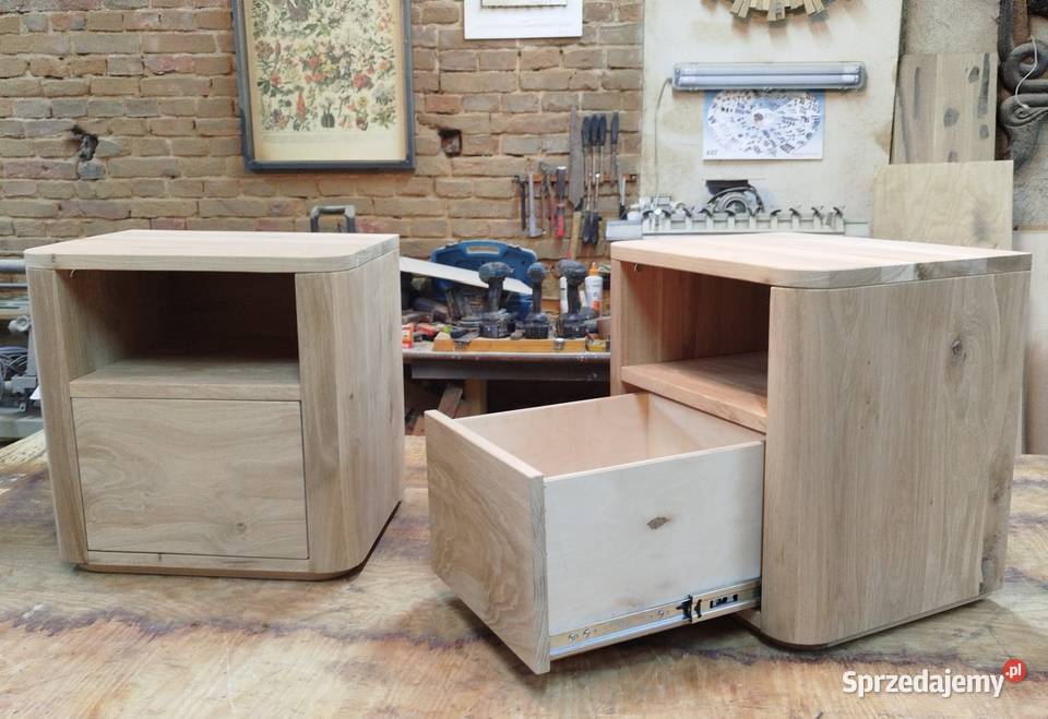 Stolik nocny dębowy Postolice