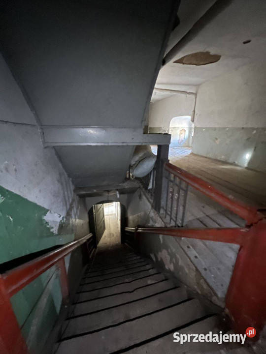 Na sprzedaż Zabytkowy Pałac z dużą działką Sprzedaż