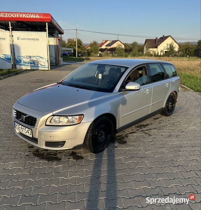 Volvo v50 16 diesel 2009r VAT marża Pilzno sprzedam