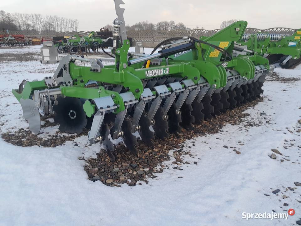 Brona kompaktowa popokazowa Megatron S 4 m Brony wielkopolskie Dąbie