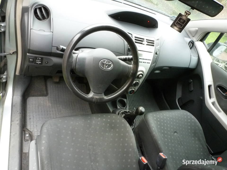 Toyota Yaris 13B 2008r klimatyzacja Samochody osobowe Rudnik nad Sanem