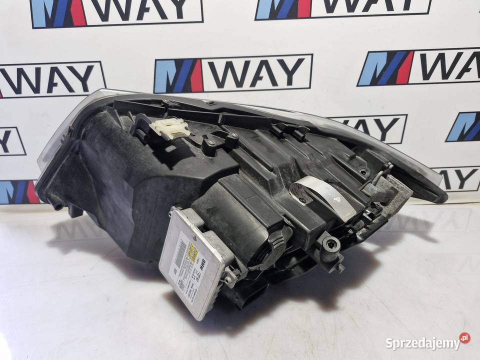 7202590 BMW E90 E91 LAMPA PRAWA PRAWY PRZÓD BI