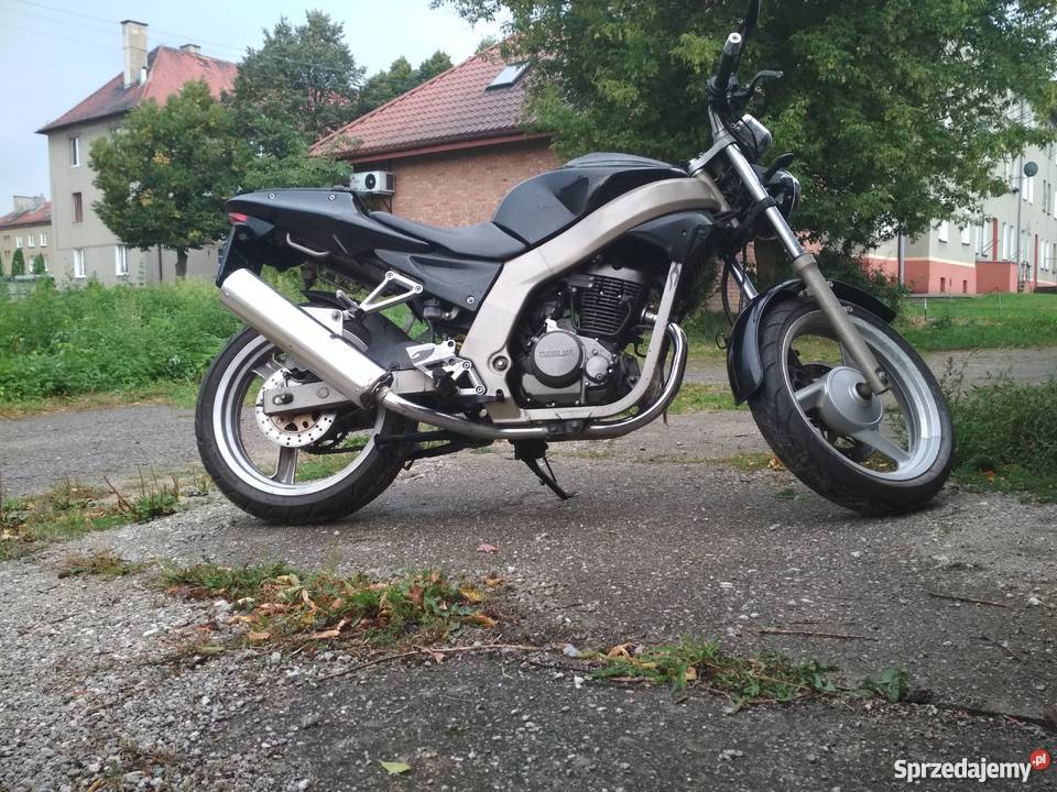 SPRZEDAM Daelim Roadwin 125 NIE cbrcbf yzf rs pierwszy właściciel Zduńska Wola sprzedam