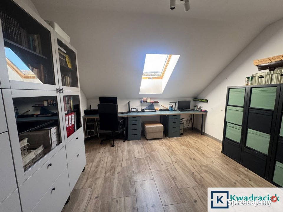 Dom wolnostojący 270m2 Iwla 2 piętra