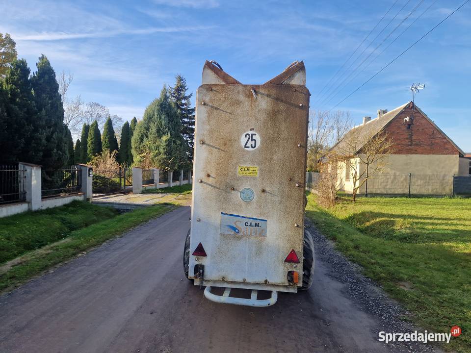 opryskiwacz sadowniczy CLM 2000 litrów kolumna Zelów