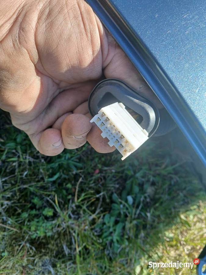 Drzwi lewy tył kompletne Hyundai i40 kombi lak osobowe Radłów