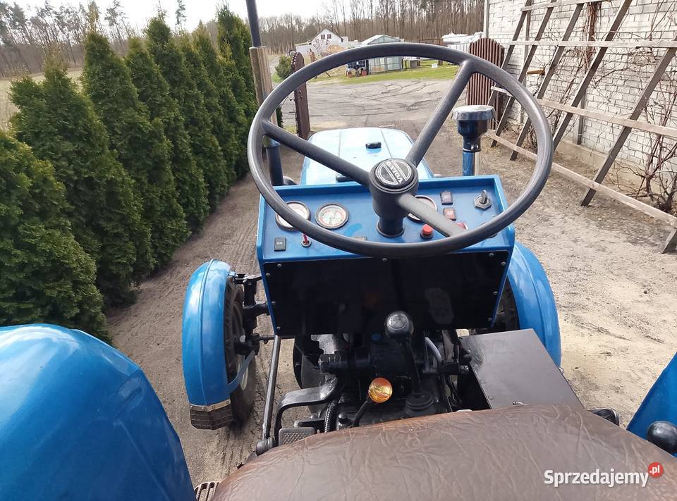 Ciągnik zetor k25 z silnikiem c330 Rogowo sprzedam