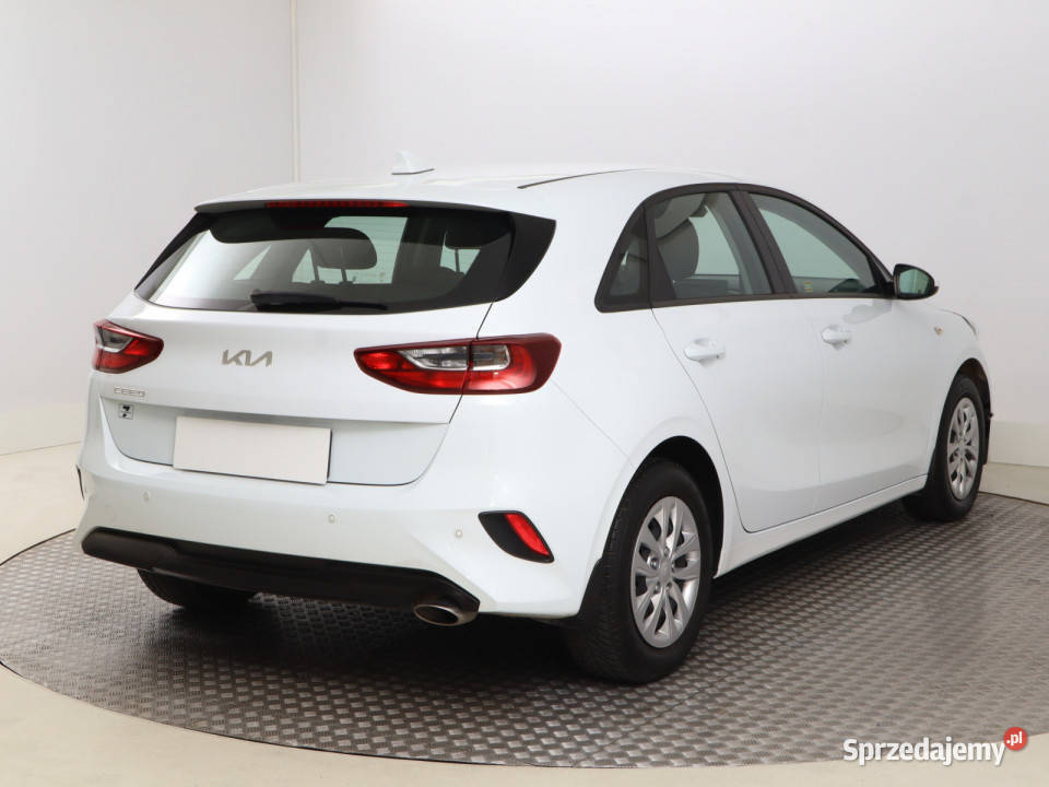 Kia Ceed 10 TGDI biały Bielany Wrocławskie sprzedam