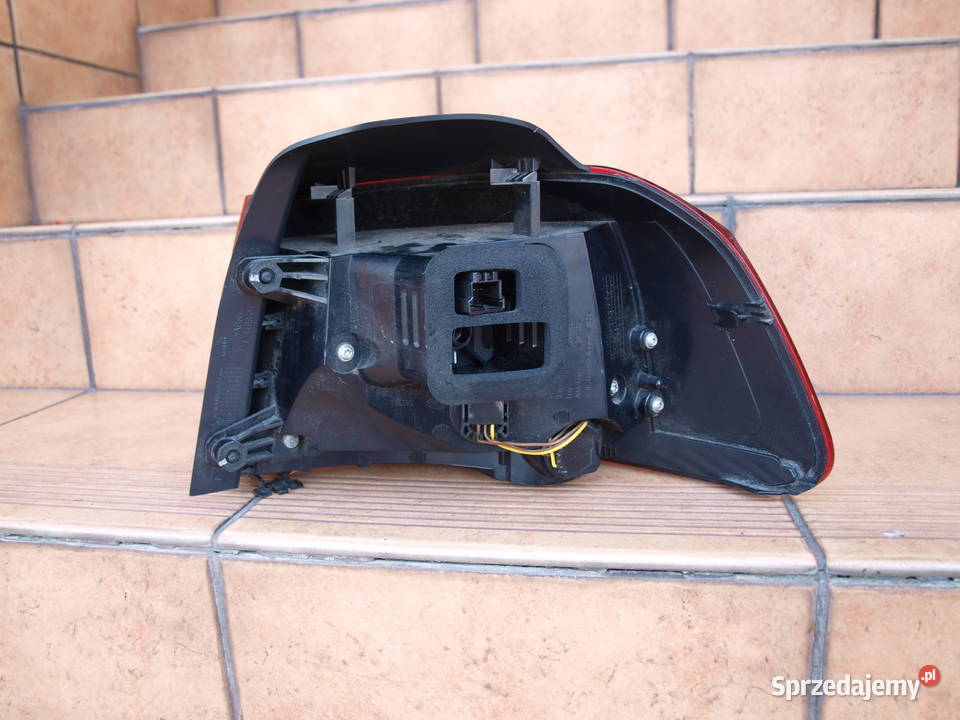 VW Golf 6 VI lampa lewa tył Led 35 drzwi 2008 Kalisz