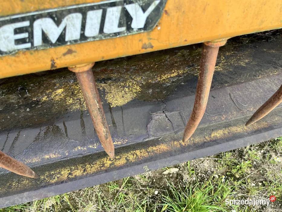 Łyżka karmiąca emily vega 14 manitou krokodyl Ładowacze czołowe sprzedam