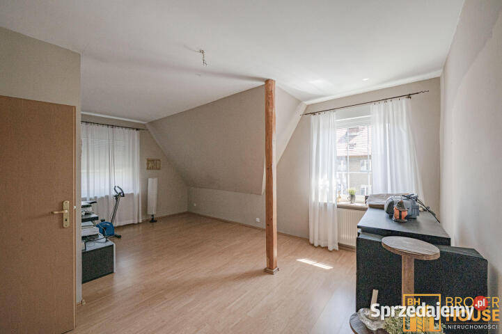 sprzedaży domu wolnostojącego 200m2 Opole