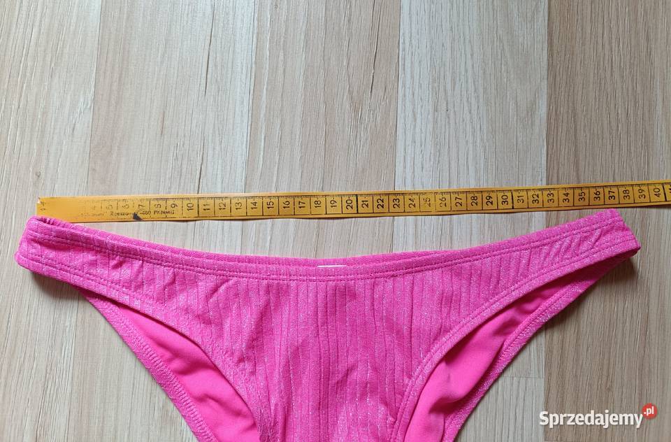 Różowy dół kostiumu dwuczęściowe łódzkie Łódź