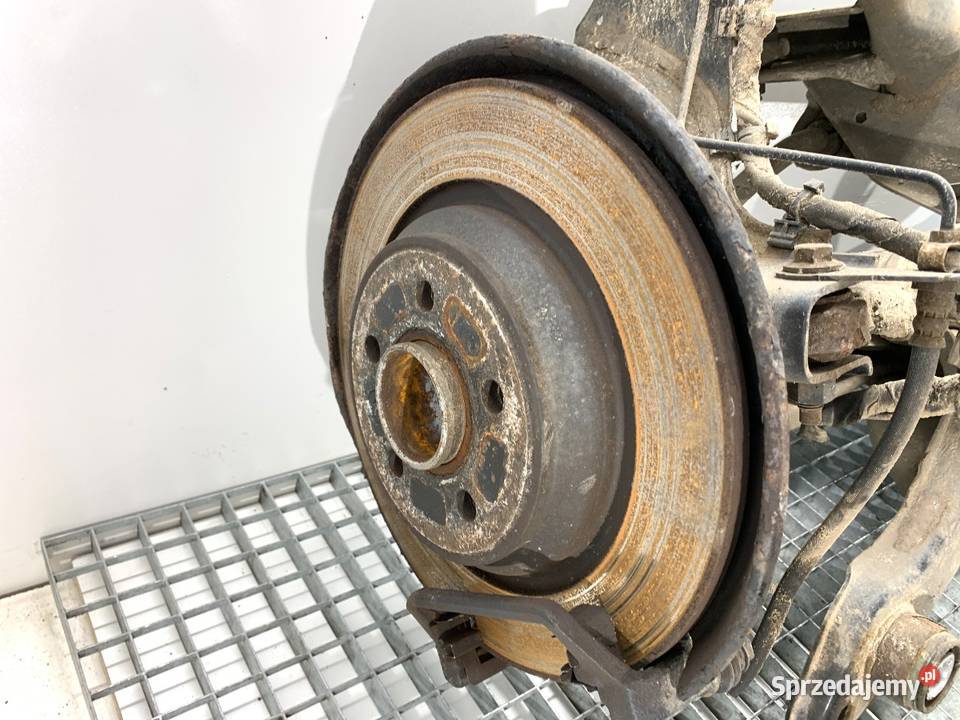 BELKA TYŁ VOLVO V60 I Kombi 1018 TYLNA