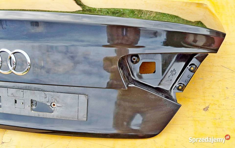 AUDI A8D4 KLAPA TYŁ LAKIER LY8X osobowe Radom