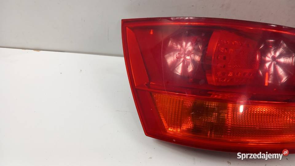 AUDI Q7 4L SUV LAMPA TYŁ LEWA osobowe Zbierkowo