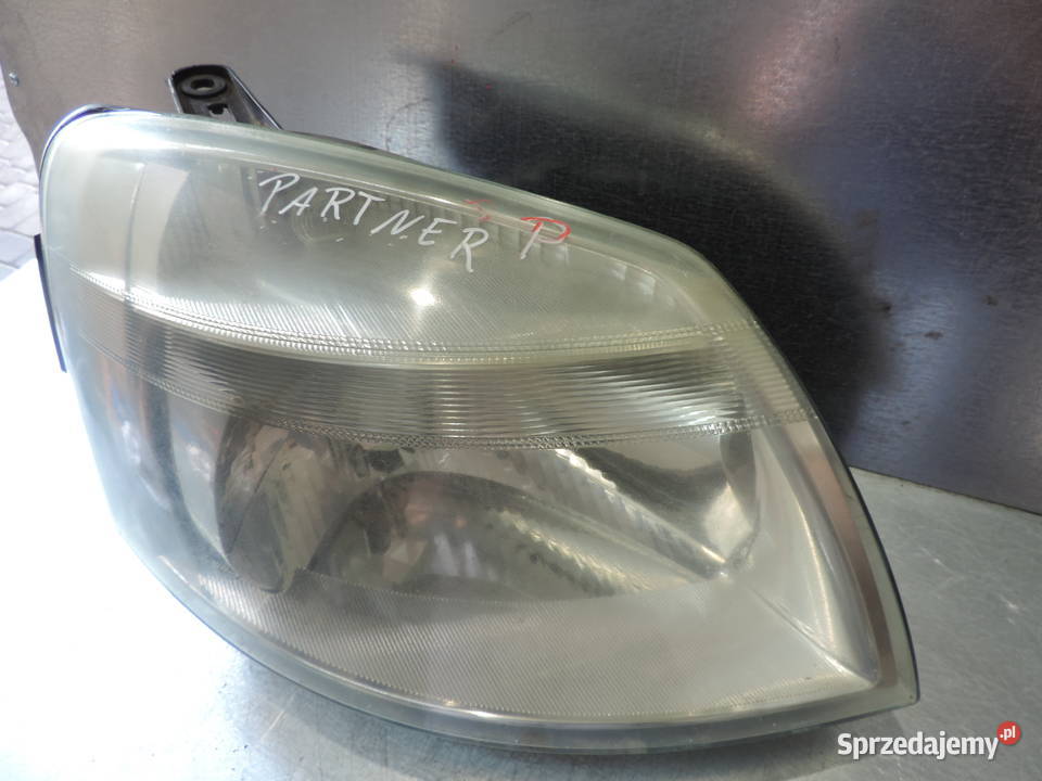 LAMPA PRAWA PRZEDNIA PEUGEOT PARTNER I FL Nowy Sącz