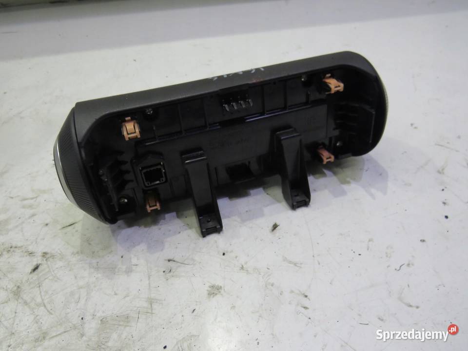 PANEL KLIMATYZACJ SUZUKI IGNIS III 3951062R00 osobowe