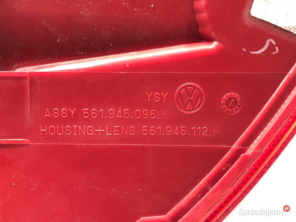 LAMPA PRAWY TYŁ VW PASSAT B7 561945096H