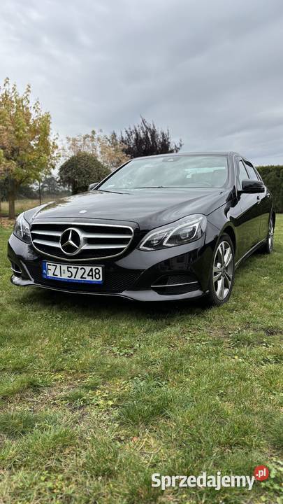 MercedesBenz E200 W212 20 Benzyna 184 gniazdo AUX