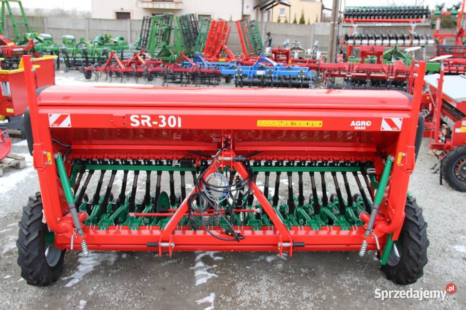 Siewnik zbożowy do zboża AgroMasz 251 271 301 25 nieuszkodzony Rogóźno