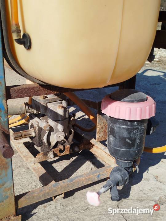 Opryskiwacz 300 litrów Zawieszane Tychy sprzedam