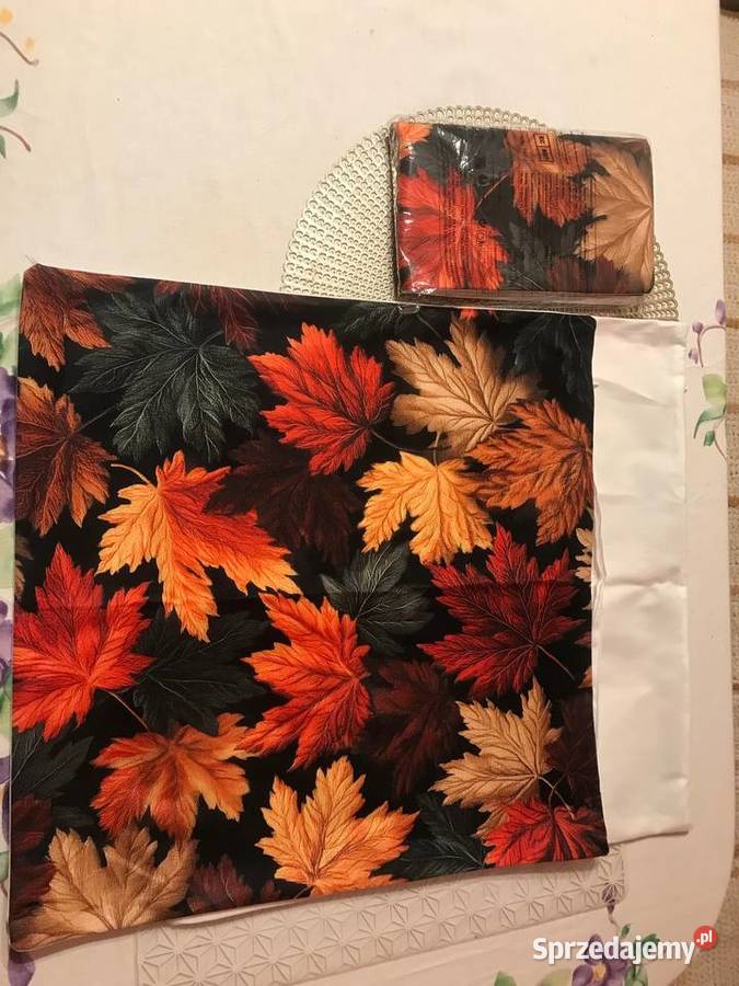 Pokrowce dekoracyjne na poduszki z zamkiem