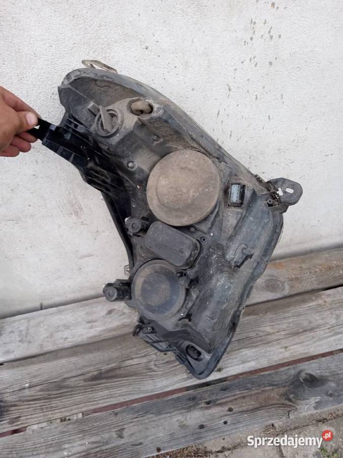 Opel Astra H 2004r lampa prawa gril Lubartów