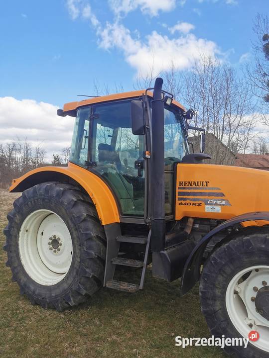 Renault Ares 640 łódzkie Goszczanów
