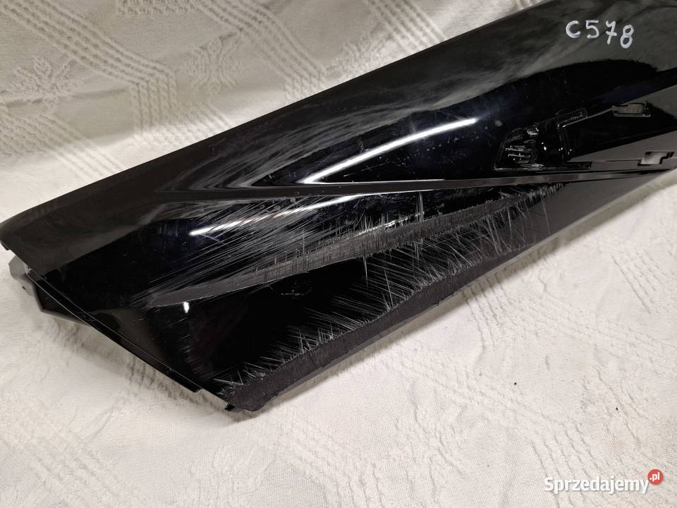 Honda Forza Prawa osłona podłogi Obrzycko C578 Zielonagóra sprzedam