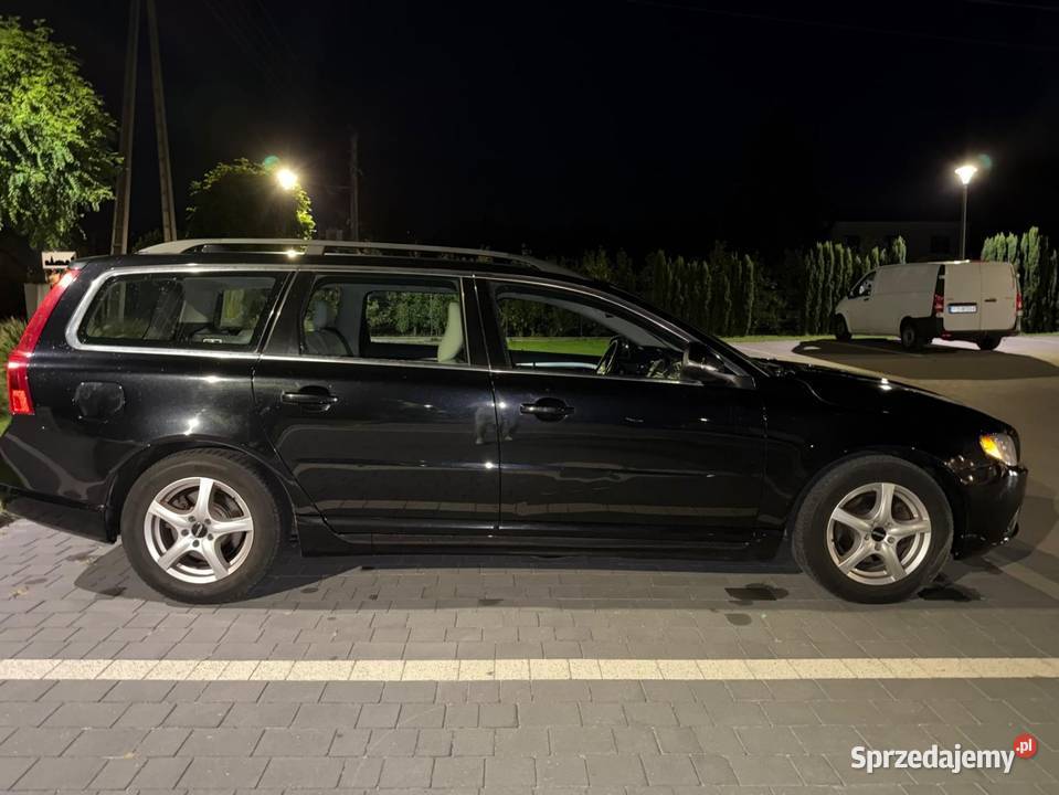 Volvo V70 16 HDI Nowe sprzęgło El klapa Fotel aluminiowe felgi sprzedam