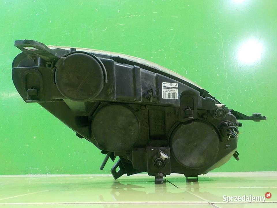 OPEL COMBO D 13 CDTI 14r VAN L1H1 lampa lewa osobowe Suków