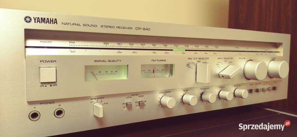 Amplituner YAMAHA CR840