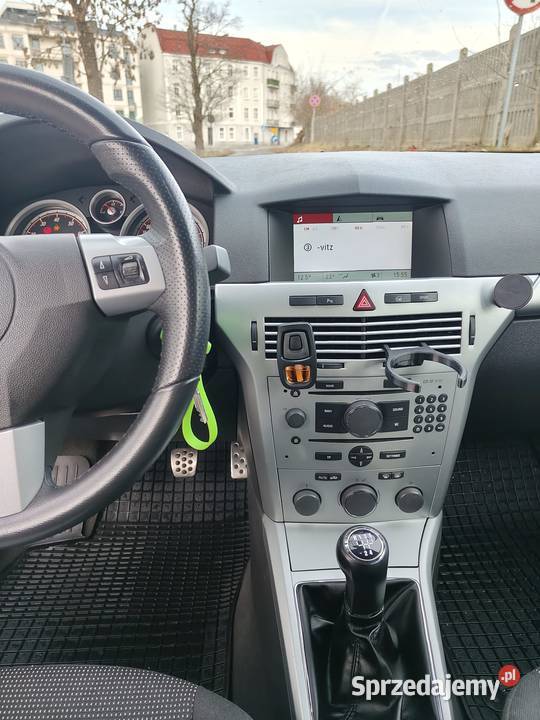Opel astra h 16 gtc bez rdzy bez wycieków bez 2/3 Piła
