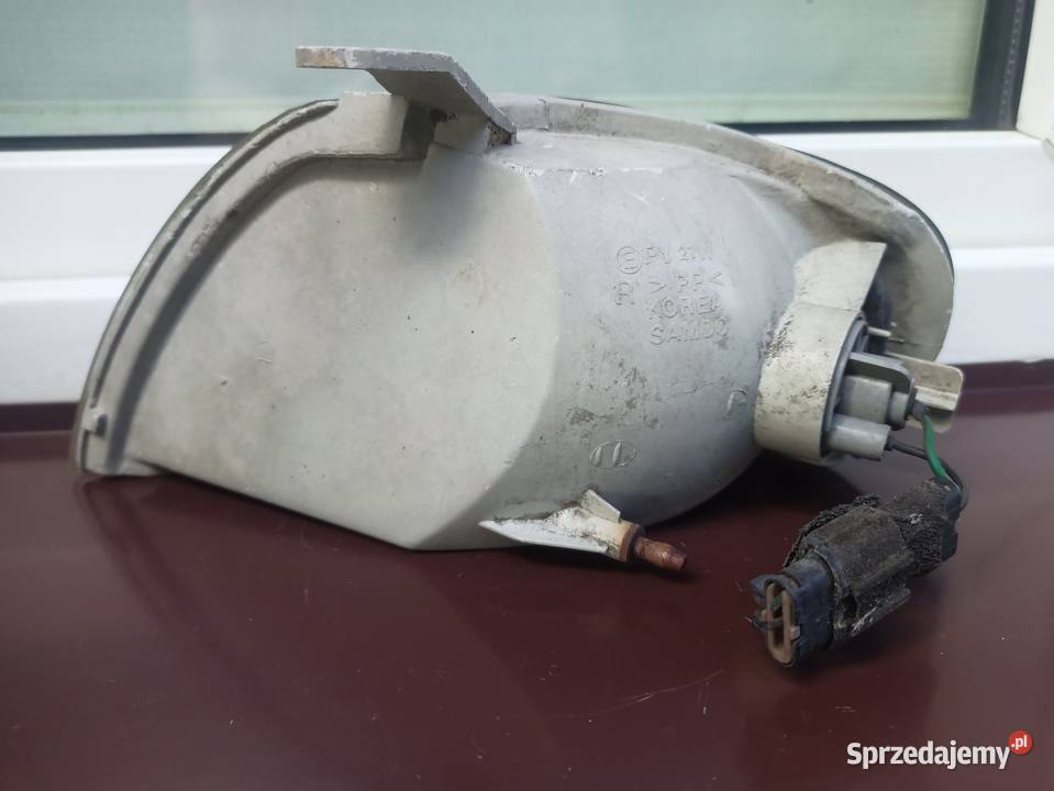 Kia Clarus I 1 kierunkowskaz kierunek migacz Kierunkowskazy łódzkie Sieradz