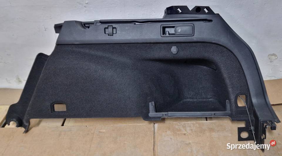 BOCZEK BAGAŻNIKA PRAWY PASSAT B8 KOMBI lubelskie