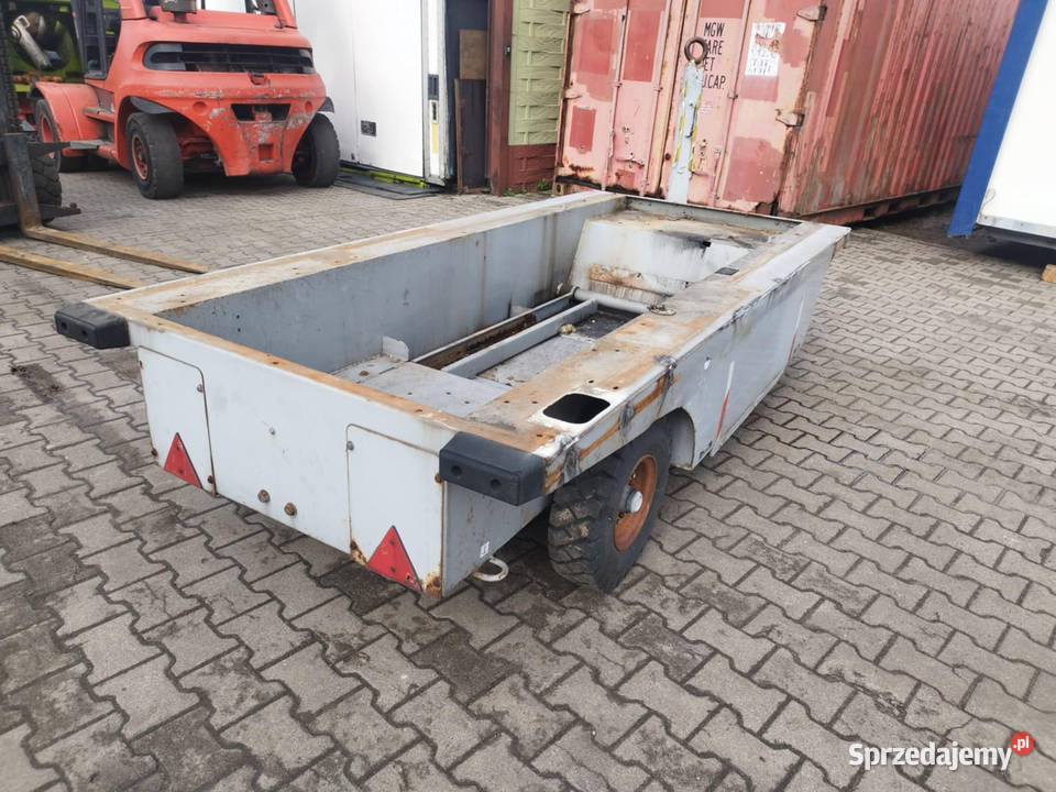 Przyczepa na obrotnicy na resorach do sadu Strzyżew