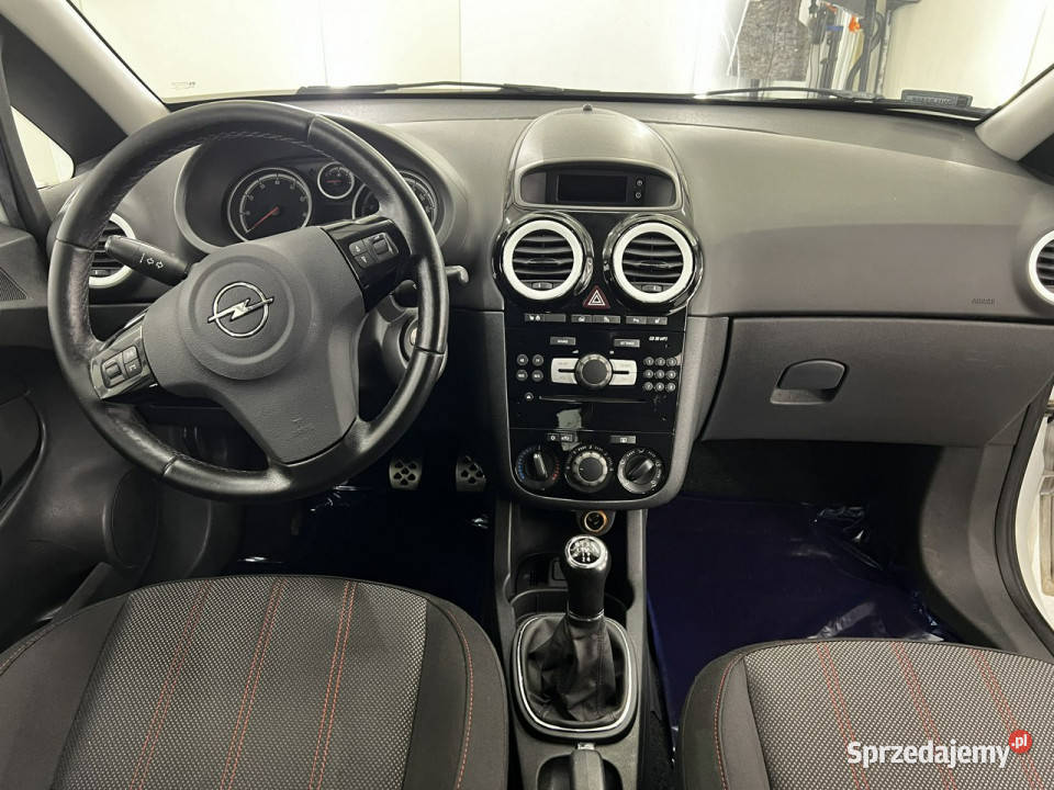 Opel Corsa RatyZamiana Gwarancja ładna benzyna Corsa Gdów