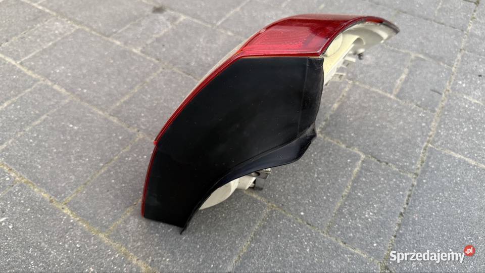 Lampa a4 b5 sedan depo lewa tył Europa