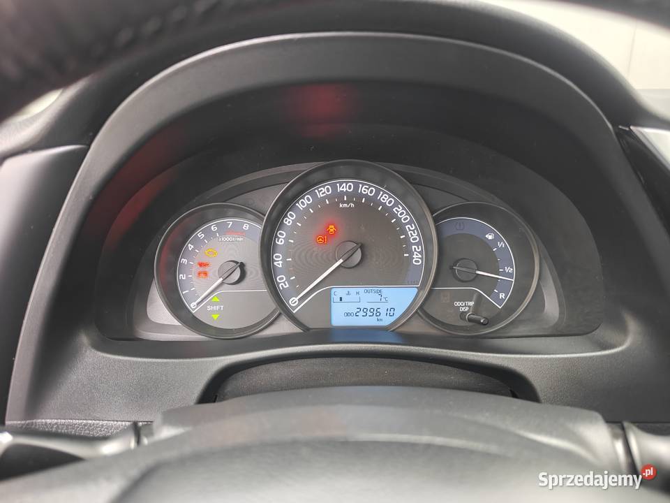 Toyota Auris II lift 2017 16 132 benzynaLPG Augustów