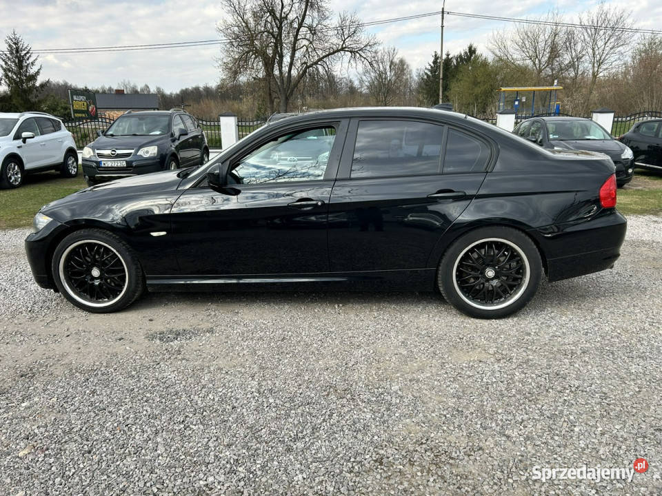 BMW 318 E90 20052012 czarny Nowe Iganie sprzedam