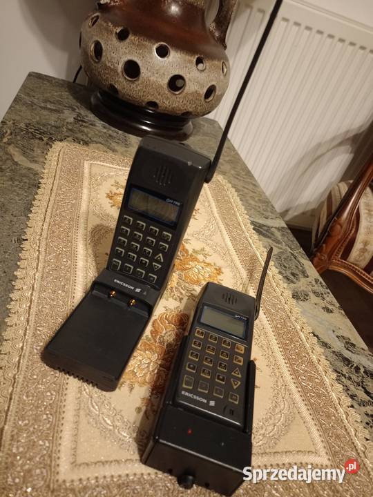 Zabytkowe Telefony ERICSSON GH198 i ładowarki Drawski Młyn