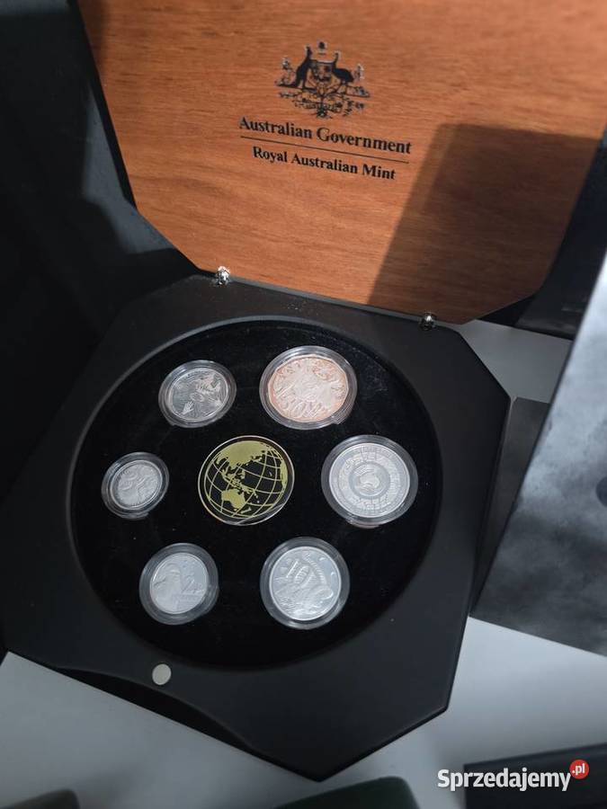 zestaw 32 srebrnych monet wagi 1 uncji próby 999 mazowieckie Warszawa