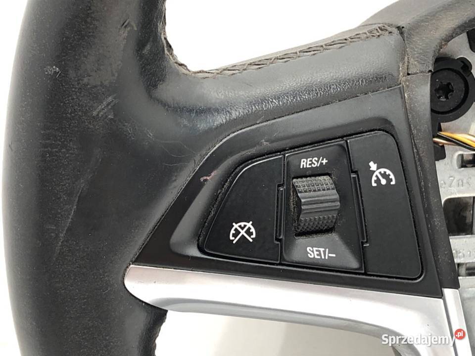 KIEROWNICA OPEL ASTRA J 13387038 1015