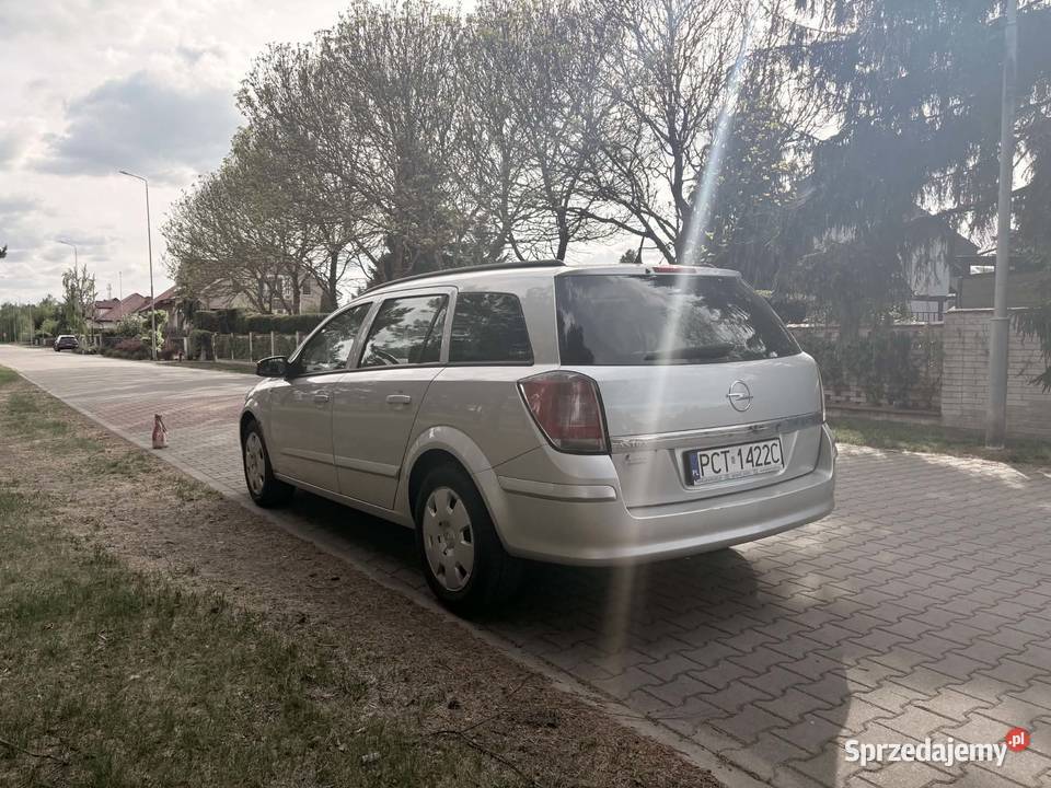 Opel Astra 18 Stobno