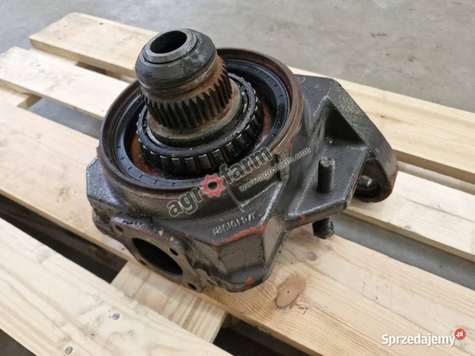 Zwrotnica Massey Ferguson 6110 6120 6130 6140 dolnośląskie Byków sprzedam