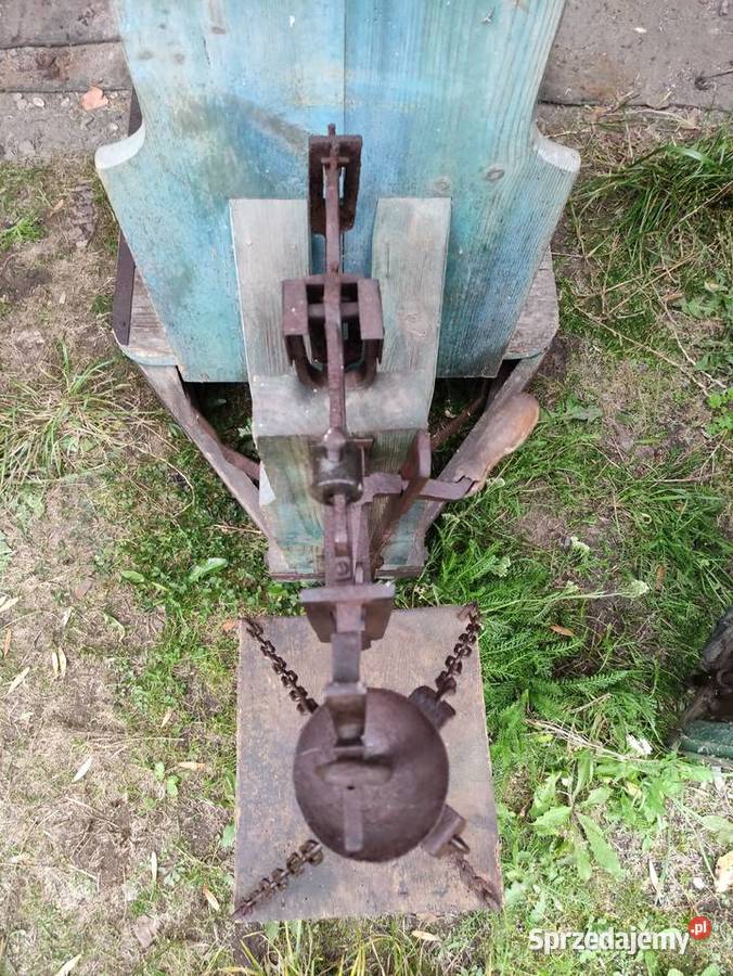 Waga stara na odważniki Przeworno