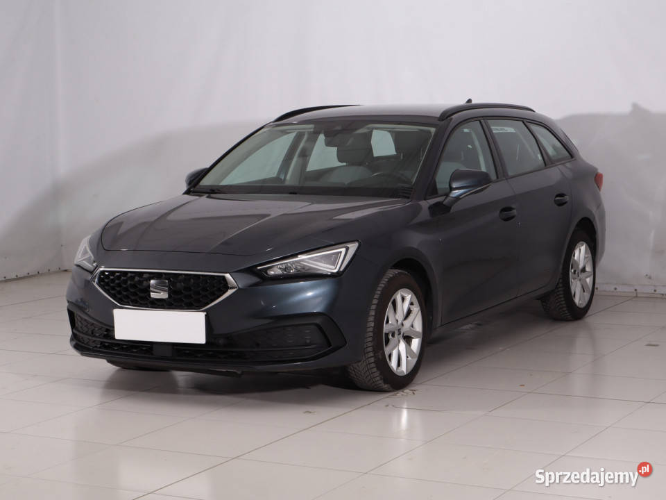 Seat Leon 15 eTSI asystent pasa ruchu Leon