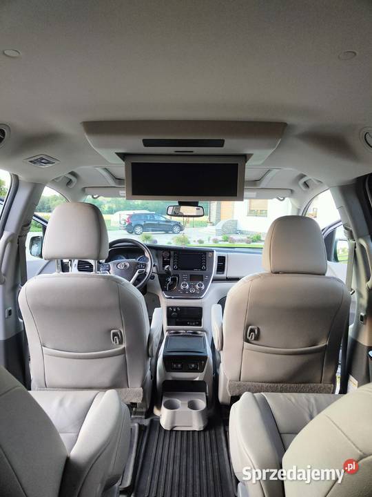 Toyota Sienna 2018 LPG 4x4 nieuszkodzony Klecie